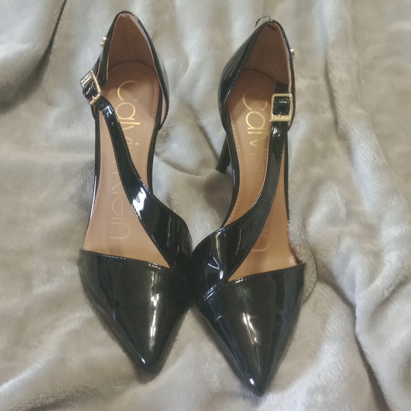Calvin Klein Shoes - Calvin Klein Ramaya black pointed toe shoes size 5.5